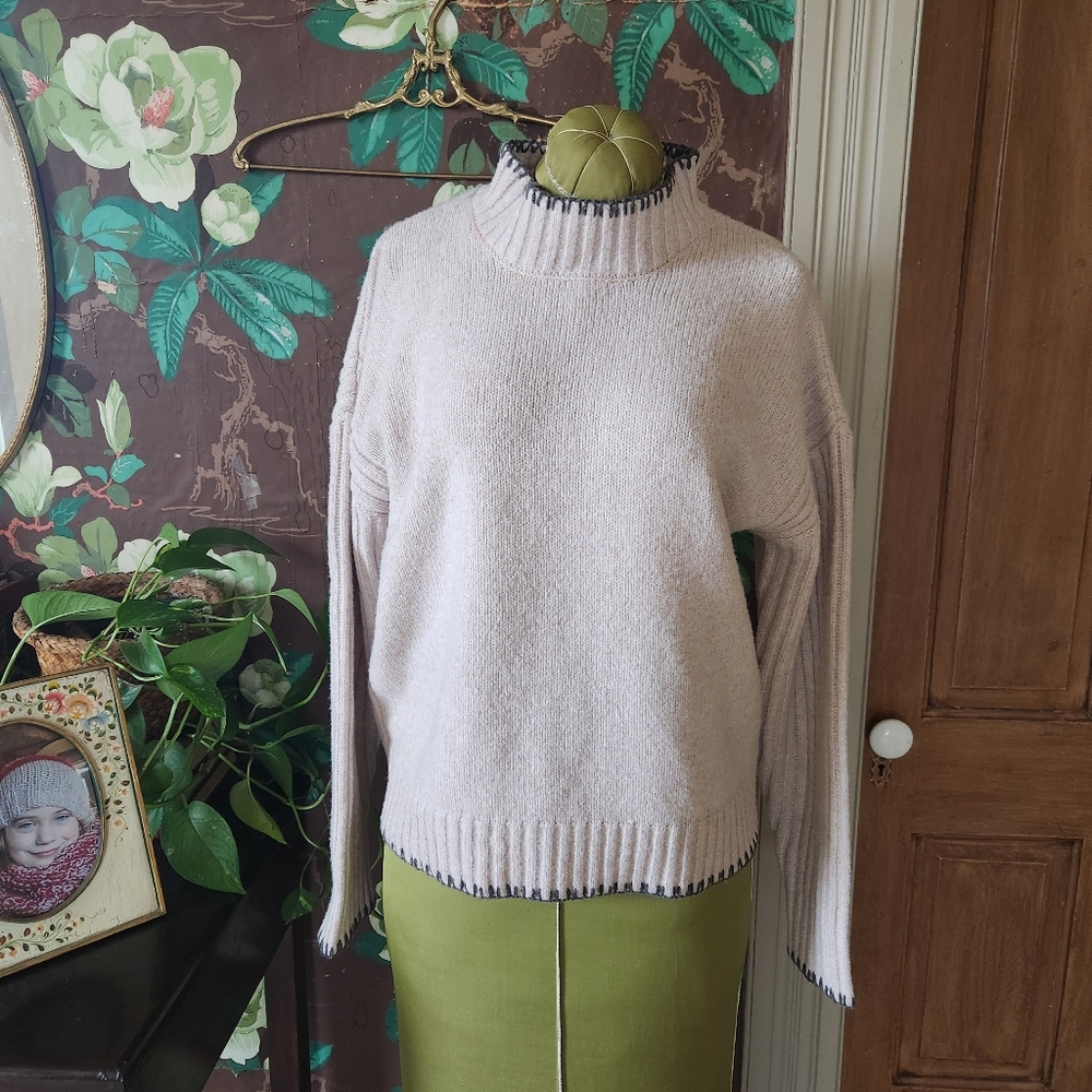 Joie Mock Neck Sweater Small Cream Contrast Stitch Cozy Knit Boxy Neutral Pullov